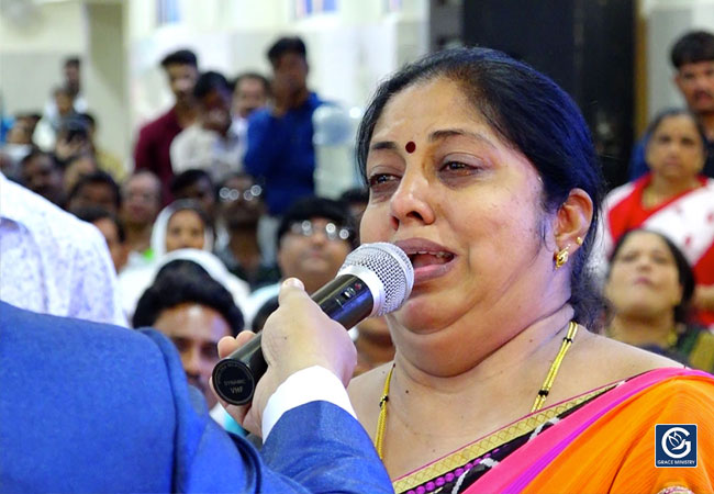 Thousands flocked from different parts of north Karnataka to the Healing & Deliverance Prayer held in Hubli, Karnataka by Grace Ministry on August 15th, 2019.